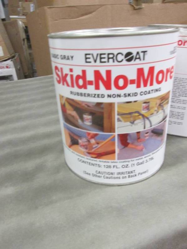 lot 162 image: Evercoat Gray Non-Skid Coating 1 Ga...