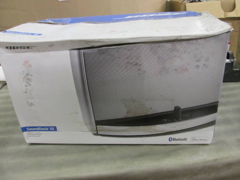 lot 248 image: Bose SoundDock 10 Bluetooth Digital...