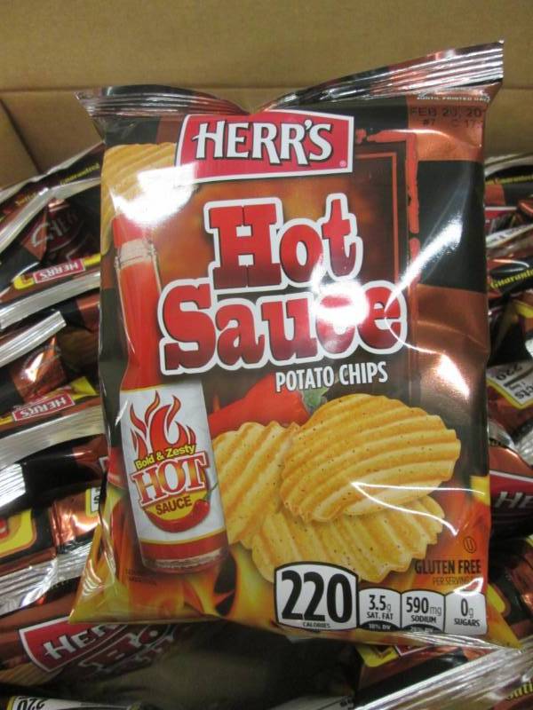 lot 261 image: Case of 30 - 1.5oz Bags Herrs Hot ...