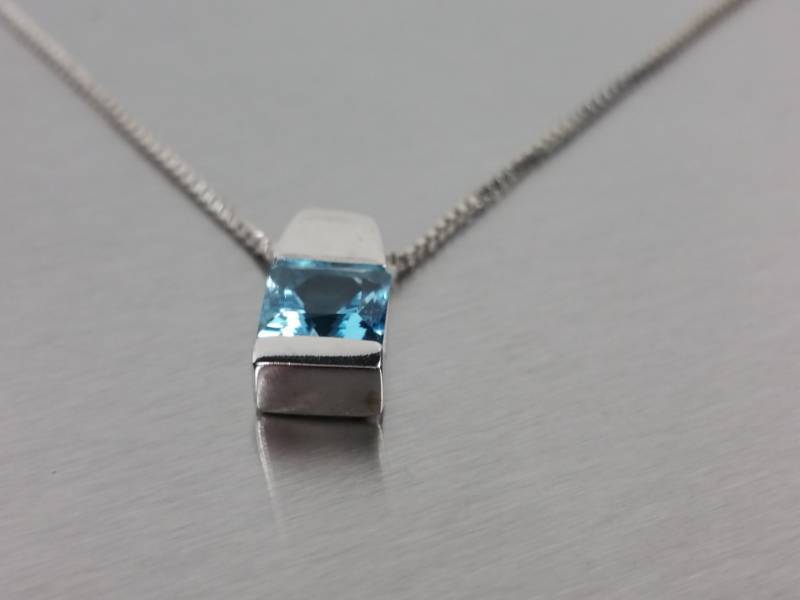 Gorgeous Swiss Blue Topaz set in 18k White Gold with a 18k White Gold Chain