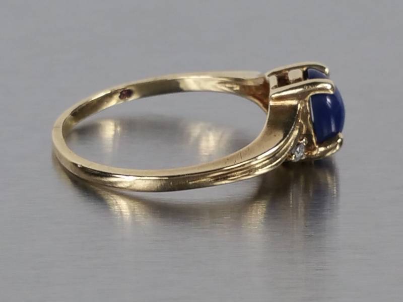 Wonderful Star Sapphire and Diamond Estate Ring in 10k Yellow Gold