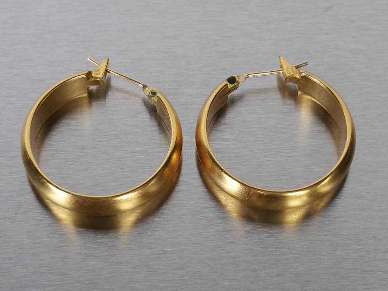 Ladies 10k Yellow Gold Hoop Estate Earrings