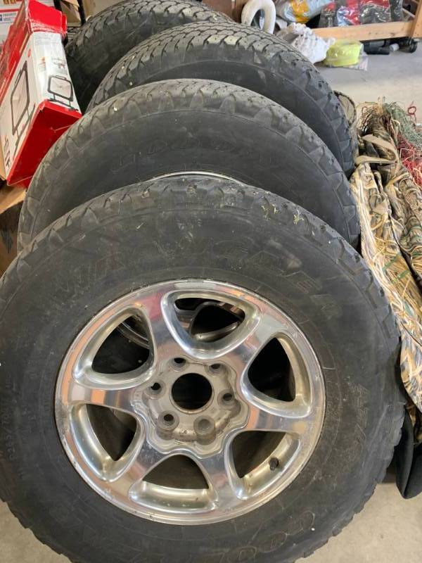 Lot of 4 Goodyear Wrangler Tires P265 70R17