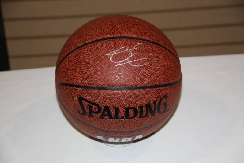lot 37 image: Gerald Green Minnesota Timberwolves Single Signed Basketball Auto