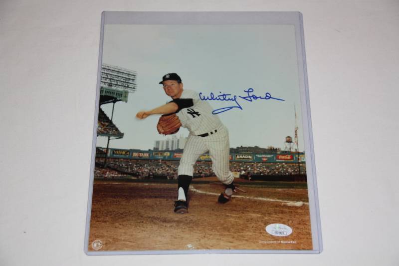 lot 45 image: Whitey Ford New York Yankees 8x10 Photo Auto (JSA COA)