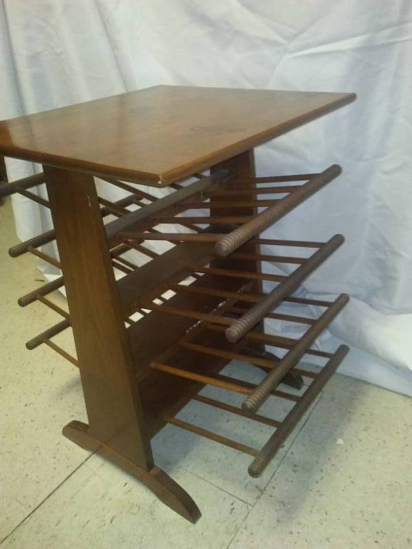 lot 16 image: Fabulous end table rack, 23 in tall.
