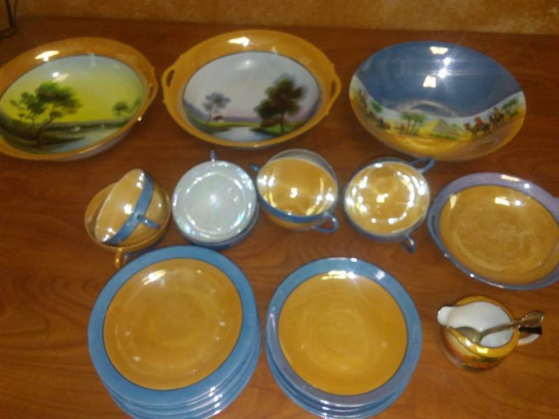 lot 81 image: Fabulous Nieto China