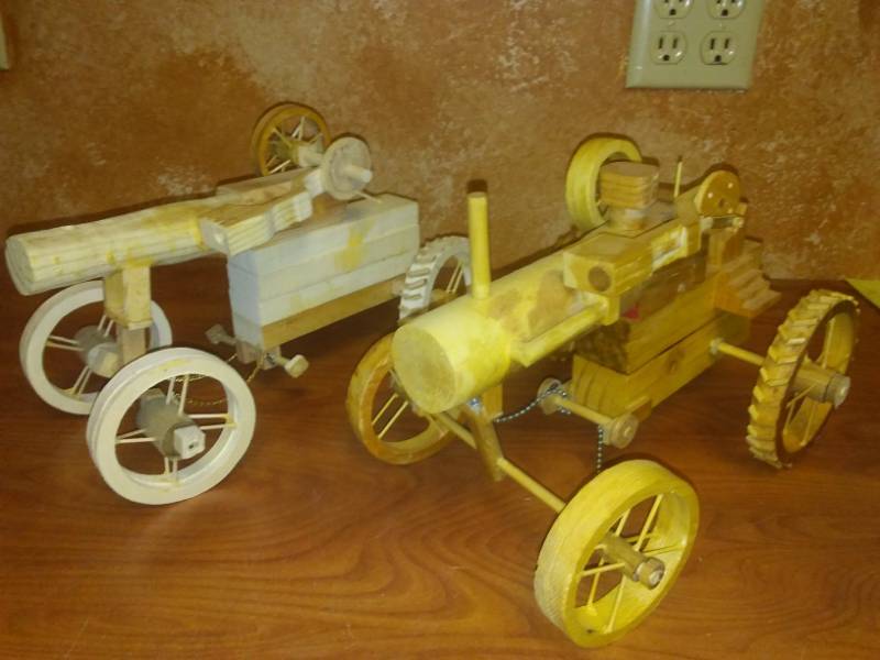 lot 127 image: 2 handcrafted steam tractors