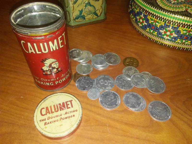 lot 129 image: 8 tins, cans and pail