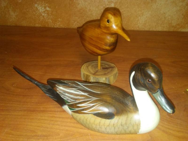 lot 160 image: Wood carved duck and Bobwhite Piper