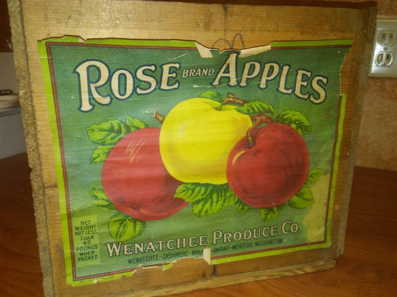 lot 97 image: Apple crate Rose brand apples, Wenatchee Washington. 19.5 x 12 x 11.