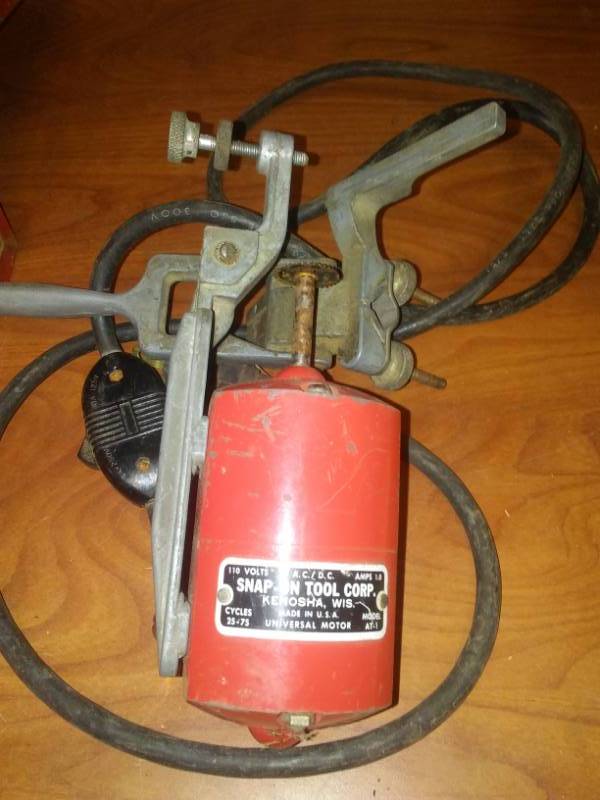 lot 106 image: Snap - on undercutter, brackets - works.