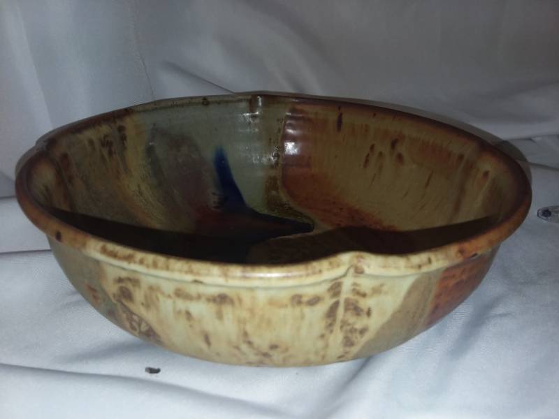 lot 87 image: Ulmer stoneware Pottery Bowl locally made in Frazee Minnesota