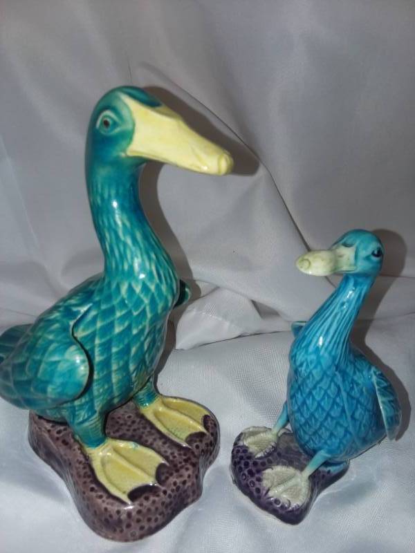 lot 90 image: Vintage Majolica. - Japan.