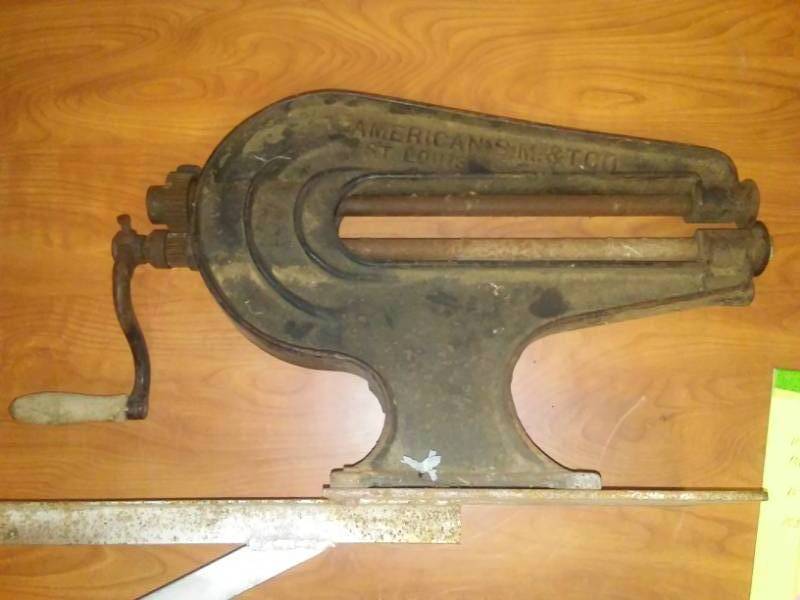 lot 108 image: Cast leather cutter