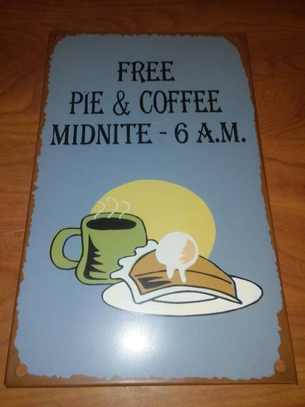 lot 208 image: Free pie and coffee metal sign.