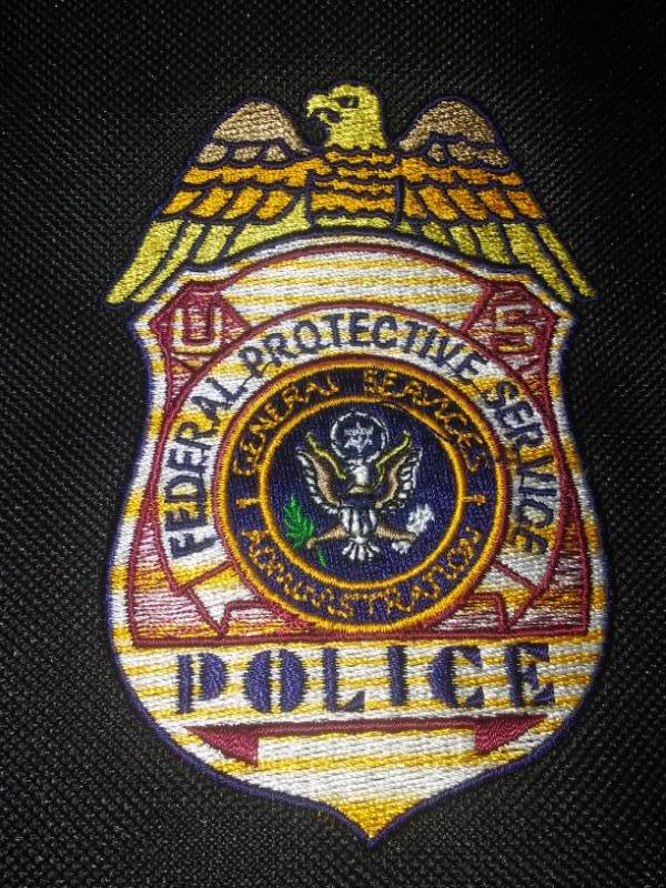 lot 235 image: New Police Federal Protective Service briefcase computer bag.