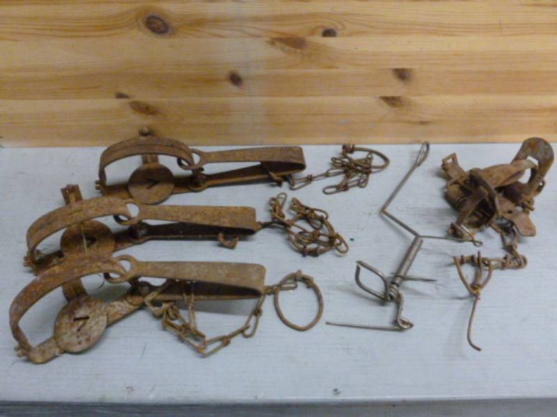 Vintage Traps