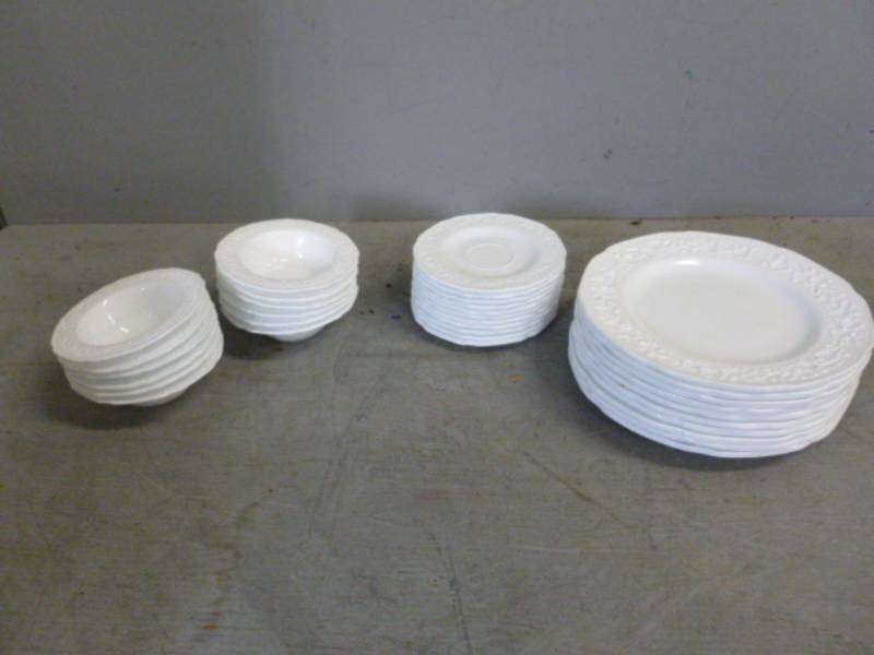 Vintage Dinner Set