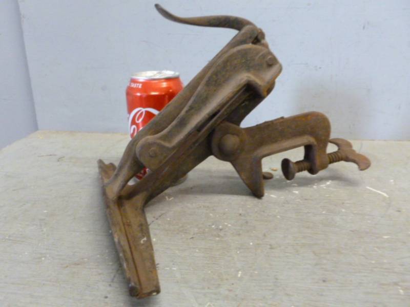 Antique Saw Vise