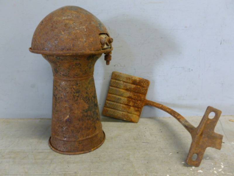 Vintage Truck Horn