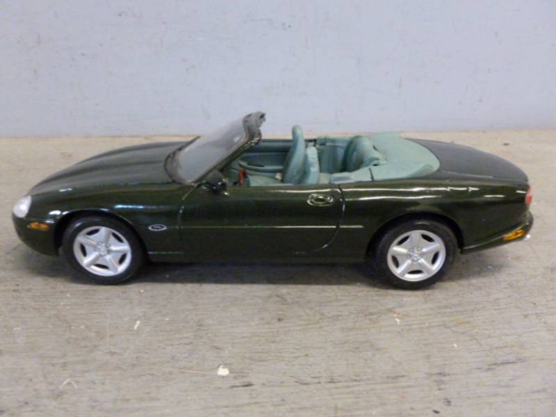 Die Cast Metal Car