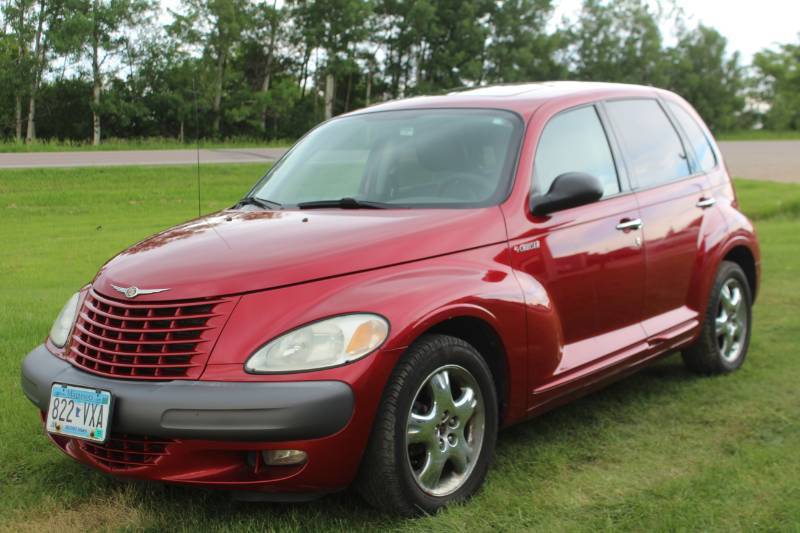 lot 3814 image: 2002 Chrysler PT Cruiser Limited Edition - One Owner - 72,483 Miles -
