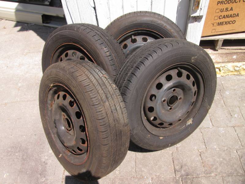 lot 2 image: Set of 4 Falken Pro Touring AS 175...