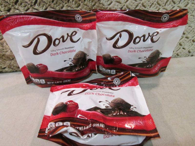 lot 121 image: 3 Bags of Dove Silky Smooth Promise...