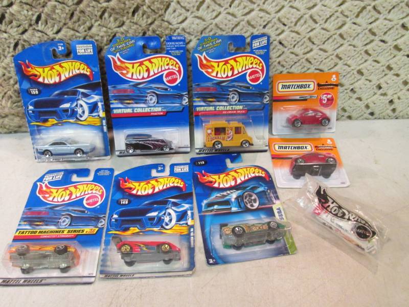 lot 156 image: Lot of Misc Hot Wheels and Matchbox...