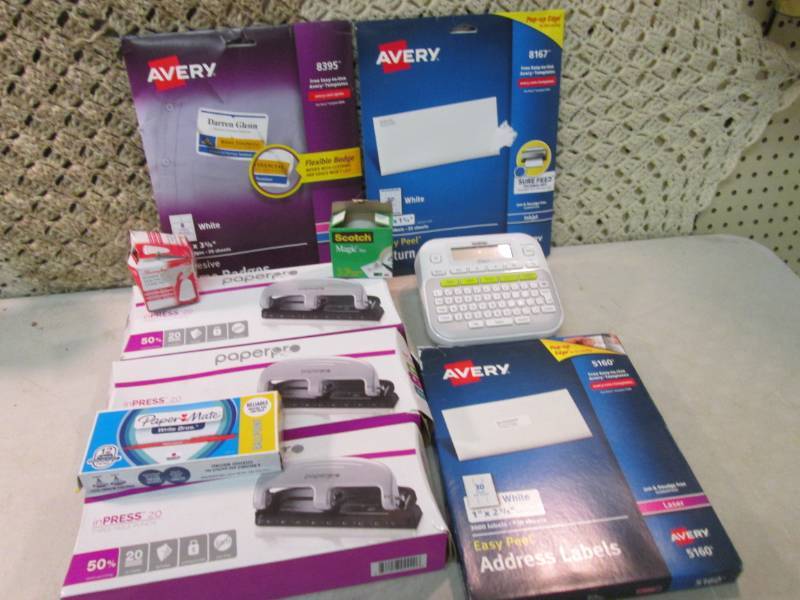 lot 168 image: Lot of Misc Office Related See phot...