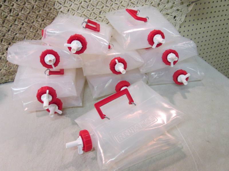 lot 207 image: Lot of 10 Fold-N-Carrier 5 Gallon W...