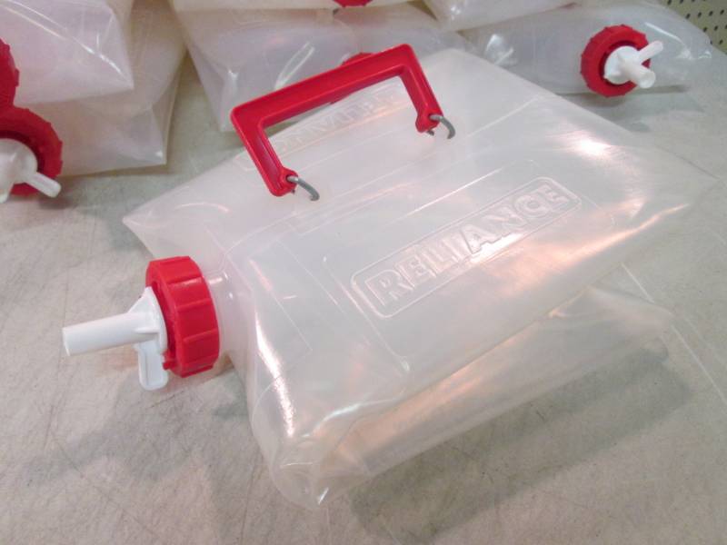 lot 208 image: Lot of 10 Fold-N-Carrier 5 Gallon W...