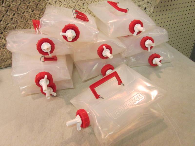 lot 209 image: Lot of 10 Fold-N-Carrier 5 Gallon W...