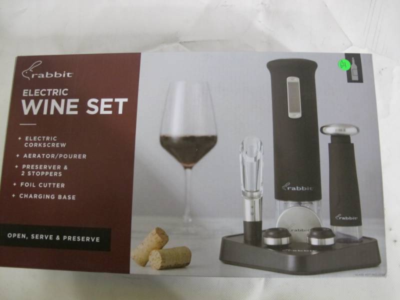 lot 63 image: Rabbit Electric Wine Set - Corkscrew