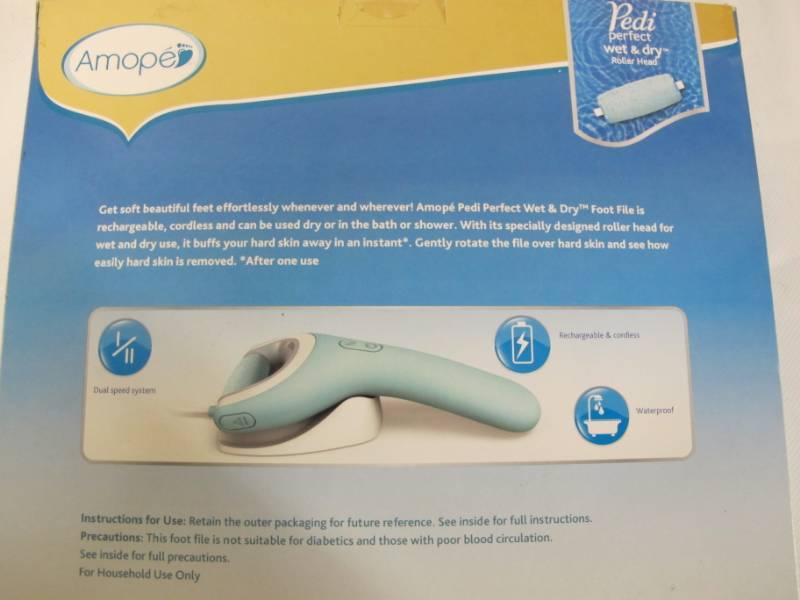 lot 37 image: Amope Pedi Perfect Wet & Dry Rechargeable Foot File, Regular Coarse -