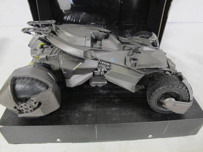 lot 42 image: Justice League Ultimate Justice League Remote Control Batmobile Vehicle w Batman Figure - Works - Missing Piece
