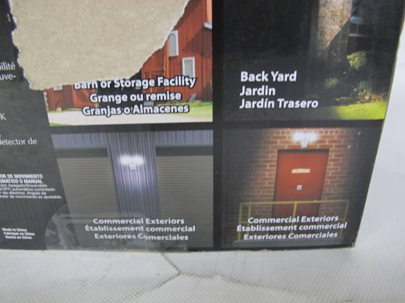 lot 40 image: Home Zone LED Motion Sensor Security Light