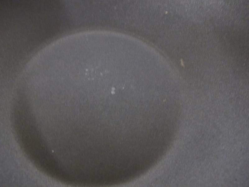 lot 102 image: Nordic Ware 14 Inch Asian Spun Wok - Slight Scratches