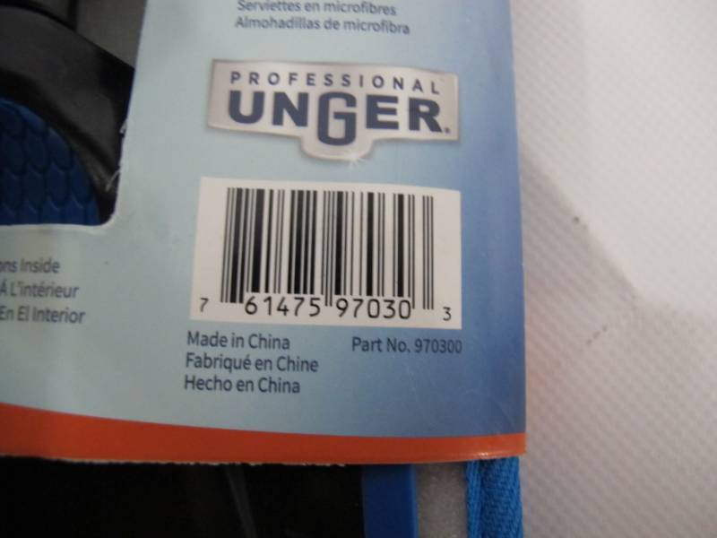 lot 48 image: Unger Professional ProClean Indoor Window Cleaning Kit - No Pole