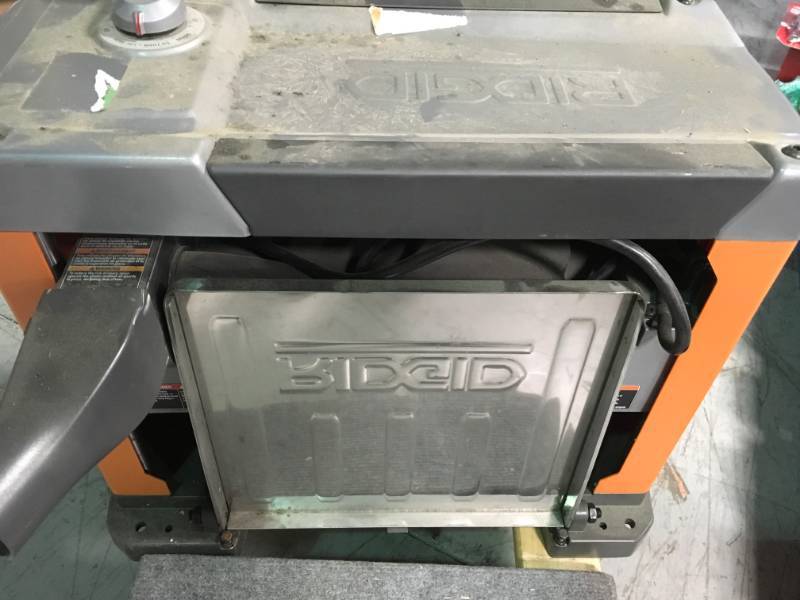 Ridgid 15 Amp 13 Bench Planer used in good working condition