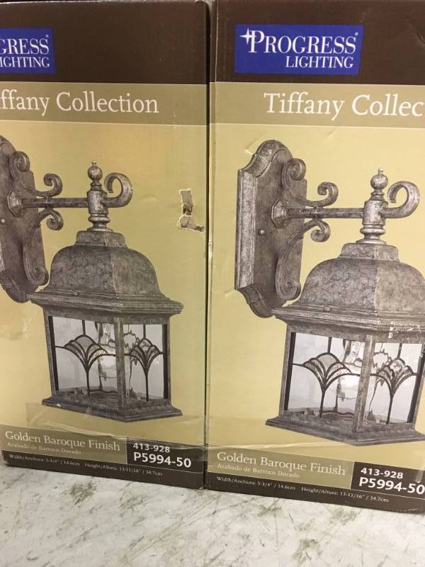Progress Lighting P5994-50 1-Light Wall Bracket with Water Patterned Glass and Faux Tiffany Art Glass Accents in good condition