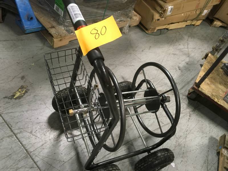 Muscle Carts 400 ft. Capacity Outdoor Water Hose Reel Cart with Steel Mesh Basket not used