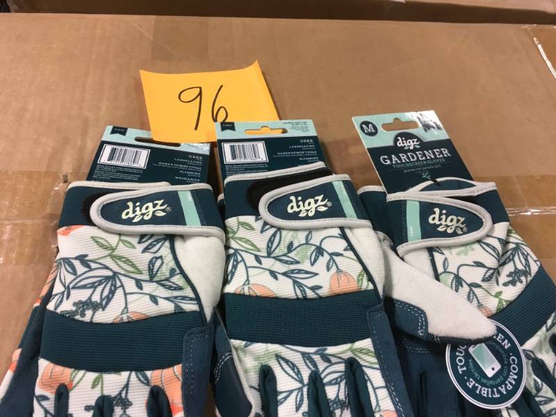 Digz Womens Large Fabric Gardener Touchscreen Gloves not used