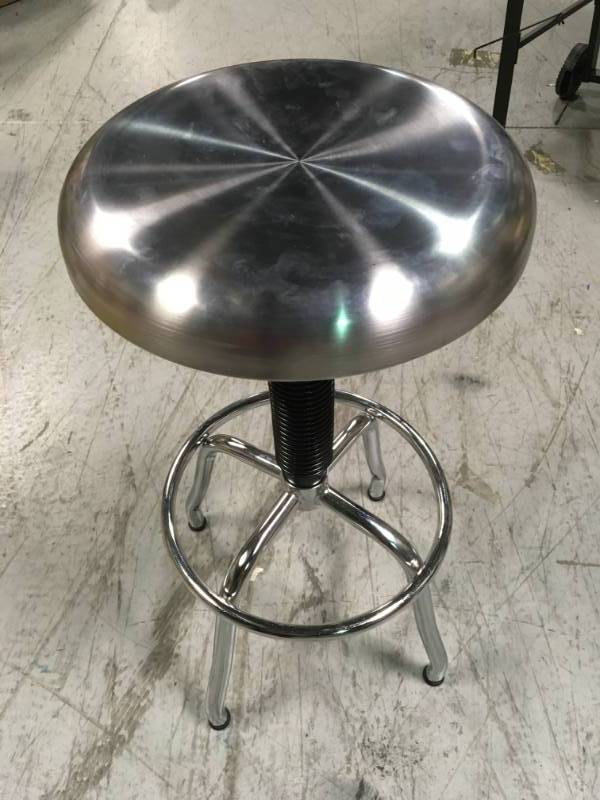 lot 16 image: Seville Classics Stainless Steel Pneumatic Work Stool in very good condition