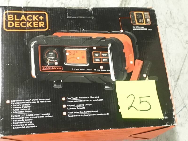 lot 25 image: BLACKDECKER 15 Amp Battery Charger with 40 Amp Engine Start in very good condition