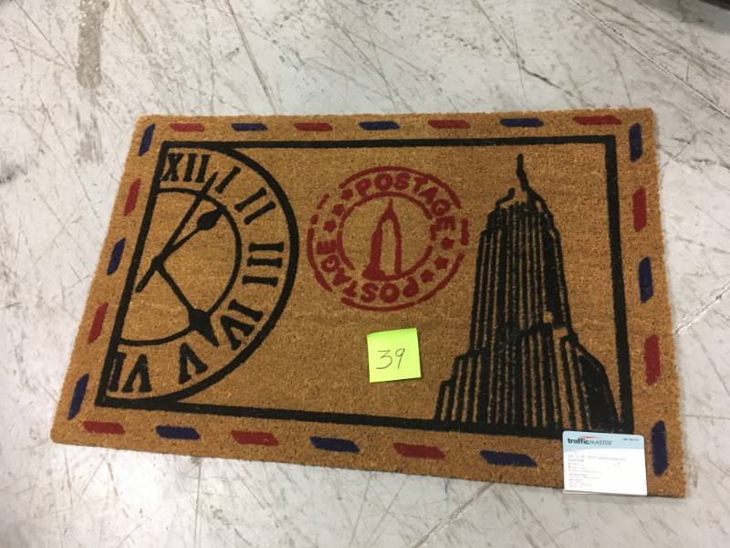 lot 39 image: TRAFFIC MASTER ENTRANCEDOOR MAT not used