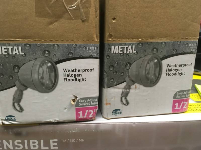 lot 91 image: BELL Weatherproof Halogen Lampholder in very good condition