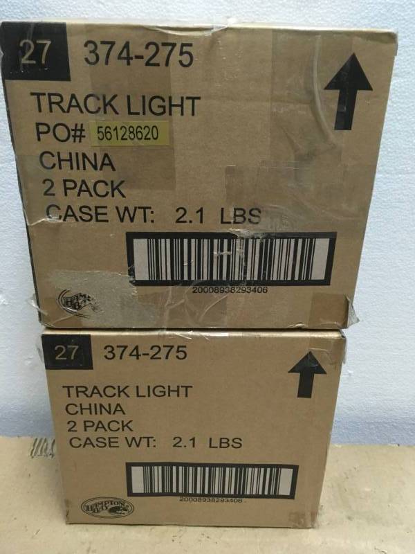 lot 65 image: Track Light Head White Hampton Bay F23 # 374 275 75 in good condition