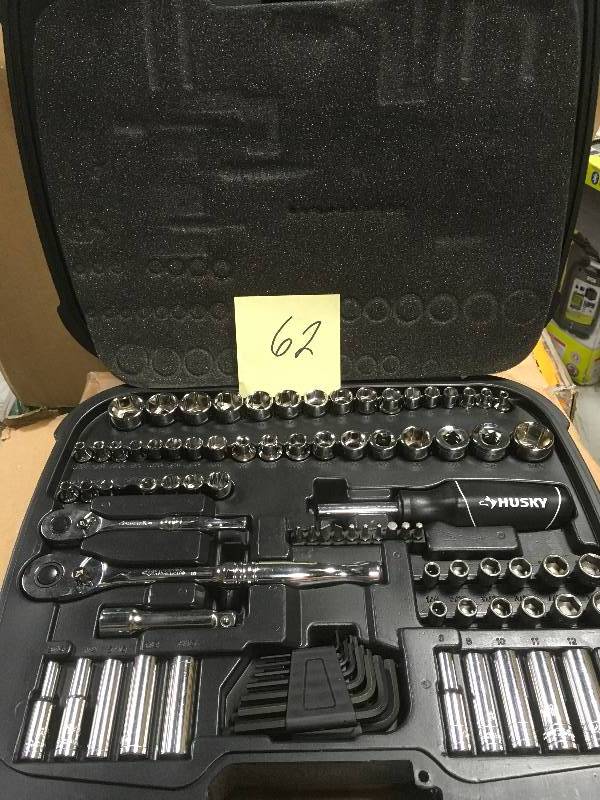 lot 62 image: Husky Mechanics Tool Set (92-Piece) in good condition